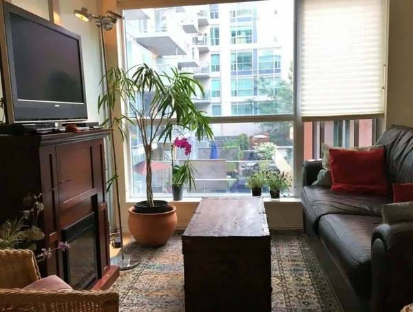 230 King ST E #304, Toronto C08, ON M5A 1K5