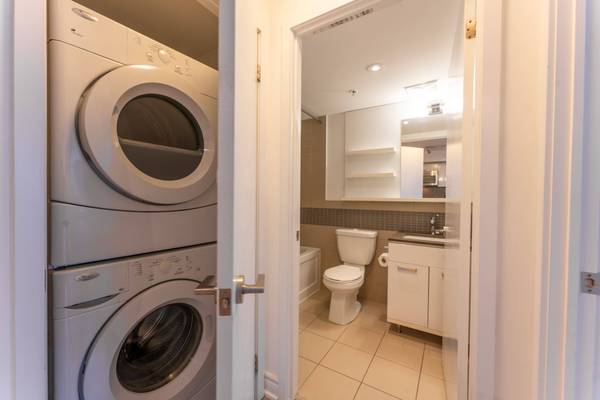 295 Adelaide ST W #201, Toronto C01, ON M5V 1P7