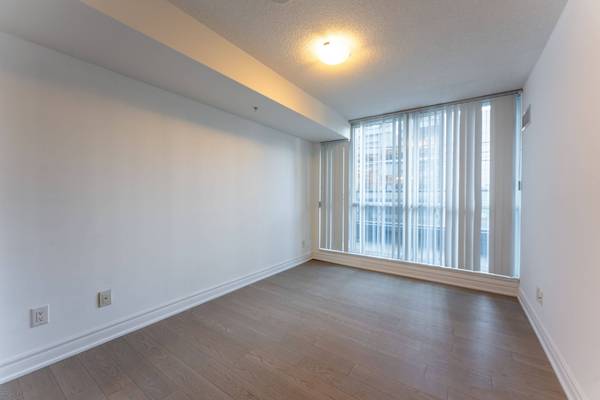 295 Adelaide ST W #201, Toronto C01, ON M5V 1P7