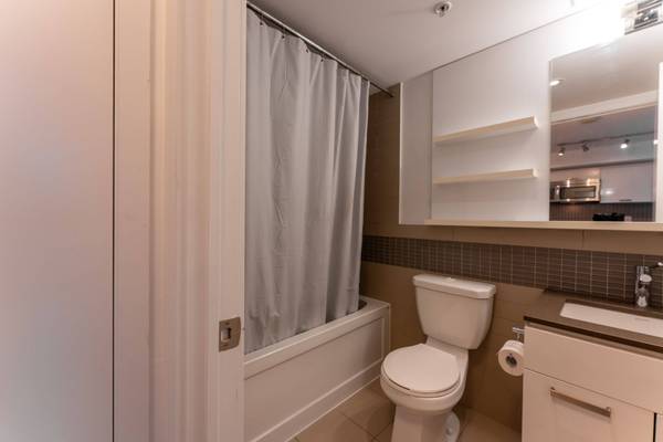 295 Adelaide ST W #201, Toronto C01, ON M5V 1P7