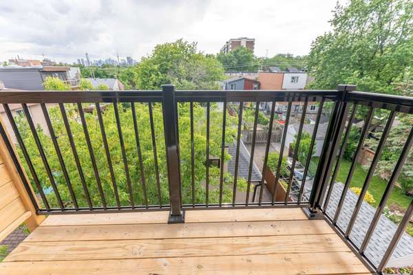 352 Jones AVE #4, Toronto E01, ON M4J 3G3