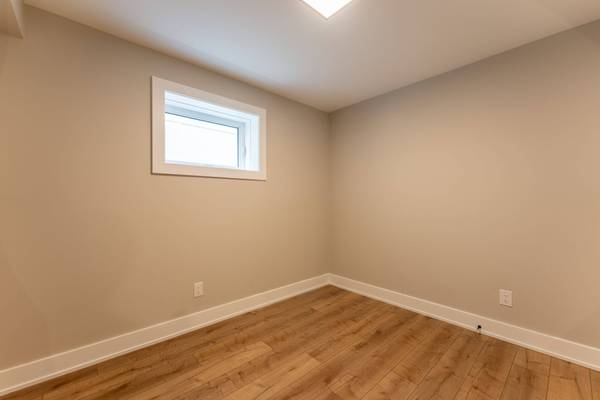 352 Jones AVE #1, Toronto E01, ON M4J 3G3