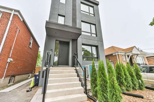 2420 Gerrard ST E #2, Toronto E02, ON M4E 2E9
