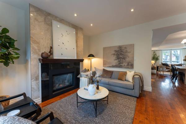 77 Oak Park AVE, Toronto E03, ON M4C 4M4