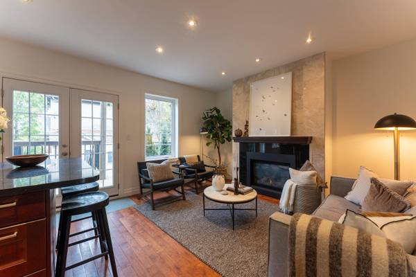 77 Oak Park AVE, Toronto E03, ON M4C 4M4