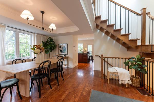 77 Oak Park AVE, Toronto E03, ON M4C 4M4