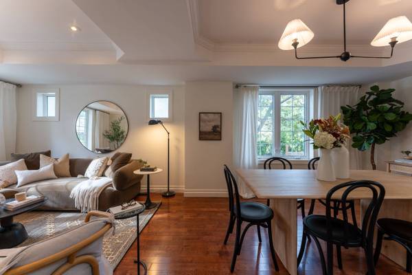 77 Oak Park AVE, Toronto E03, ON M4C 4M4