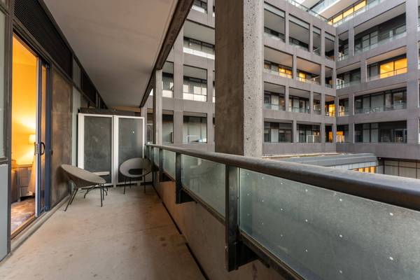 9 Tecumseth ST #206, Toronto C01, ON M5V 0S5