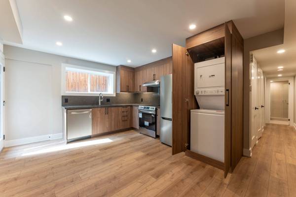 352 Jones AVE #1, Toronto E01, ON M4J 3G3
