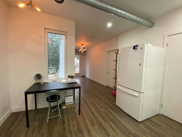 344 Bartlett AVE N #Room 2