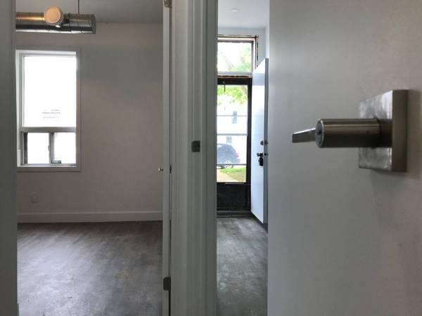 344 Bartlett AVE N #Room 2, Toronto W02, ON M6H 3G7