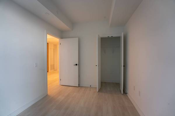 117 Broadway AVE N #N1301, Toronto C10, ON M4P 1V7