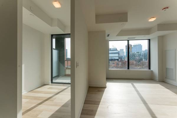 28 Eastern AVE #822, Toronto C08, ON M5A 0Y2