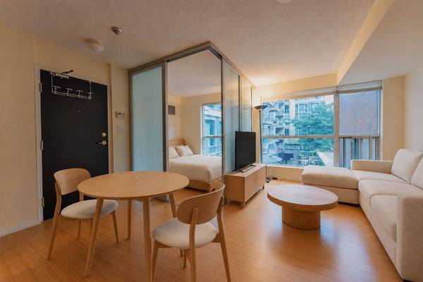 230 King ST E #304, Toronto C08, ON M5A 1K5