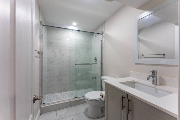 230 Waterside CRES, Vaughan, ON L6A 1V3
