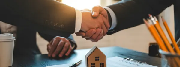 feature image of Why Sellers Trust Licensed Realtor Real Estate Agent Services?