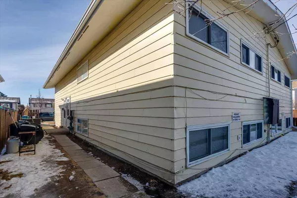 5846 71 ST, Red Deer, AB T4P 1C8
