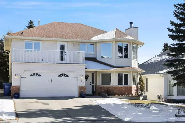 144 Hawkwood DR NW, Calgary, AB T3G 2V8