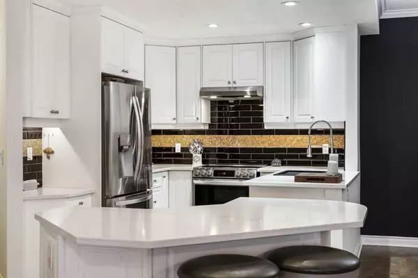 200 Patina CT SW #104, Calgary, AB T3K 4K9