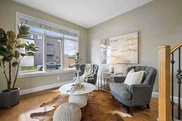 4130 19 ST SW, Calgary, AB T2T 4Y3