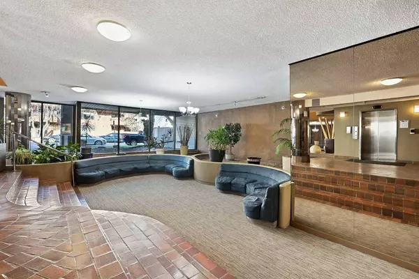 1732 9A ST SW #104, Calgary, AB T2T 3E6