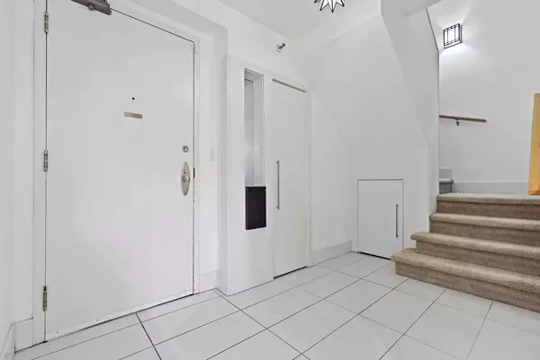 1732 9A ST SW #104, Calgary, AB T2T 3E6