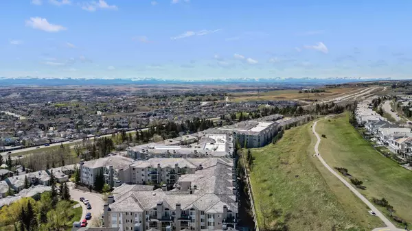 369 Rocky Vista PARK NW #133, Calgary, AB T3G 5K7