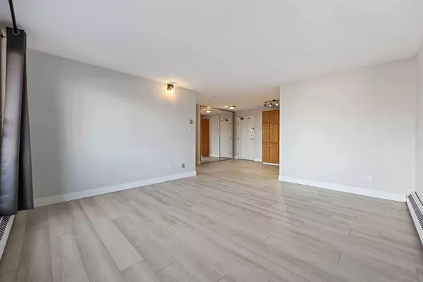 924 14 AVE SW #601, Calgary, AB T2R 0N7