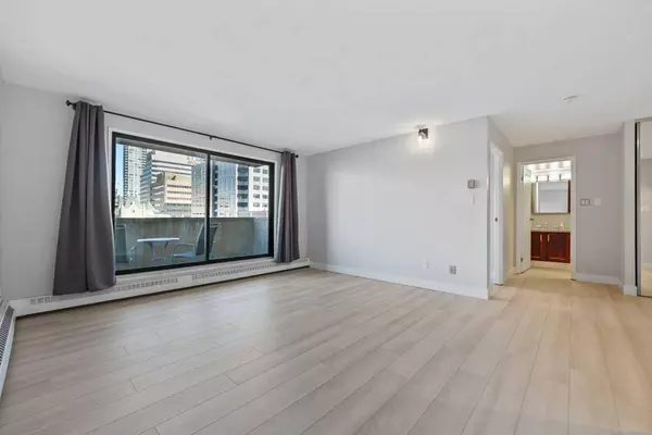 924 14 AVE SW #601, Calgary, AB T2R 0N7