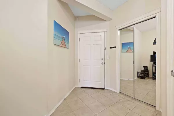 70 Panamount DR NW #4308, Calgary, AB T3K 5Z1