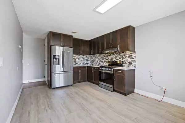 140 Aberfoyle Close NE, Calgary, AB T2A 6S6