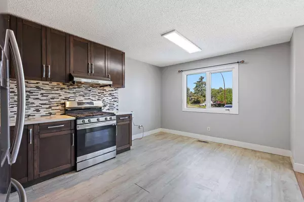 140 Aberfoyle Close NE, Calgary, AB T2A 6S6