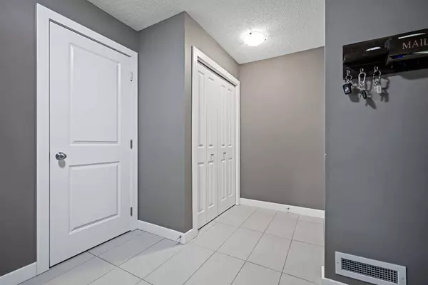 81 Legacy BLVD SE #2240, Calgary, AB T2X 2B9