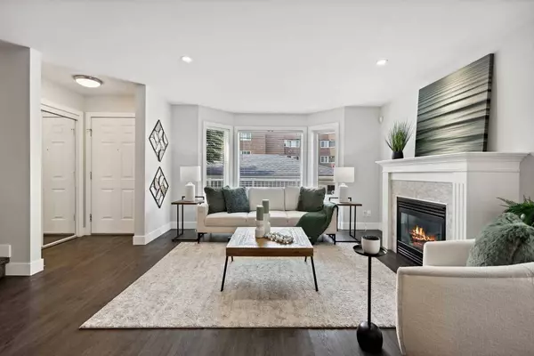 2809 24A ST SW #2, Calgary, AB T3E 1W4