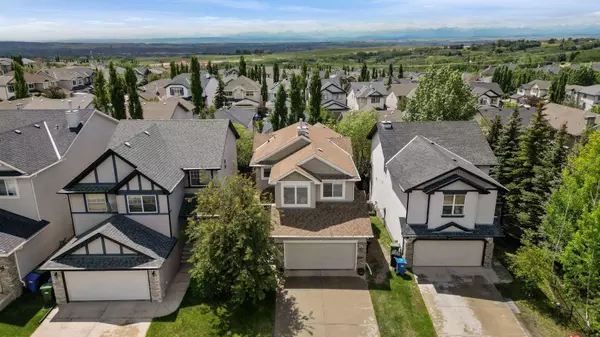 19 Rockyspring GN NW, Calgary, AB T3G 6A3