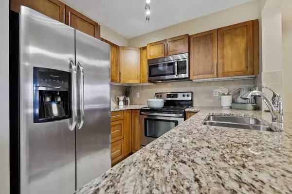 500 Rocky Vista GDNS NW #231, Calgary, AB T3G 0C3