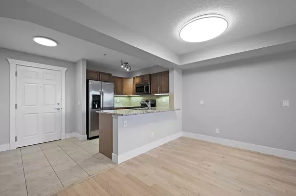 500 Rocky Vista GDNS NW #231, Calgary, AB T3G 0C3