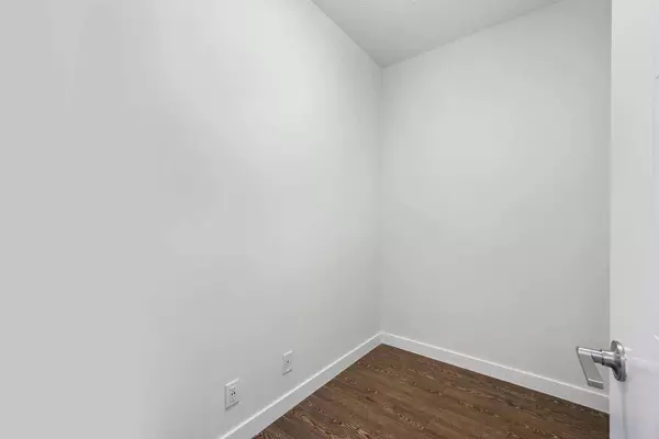 4 Sage Hill TER NW #125, Calgary, AB T3R 0W4