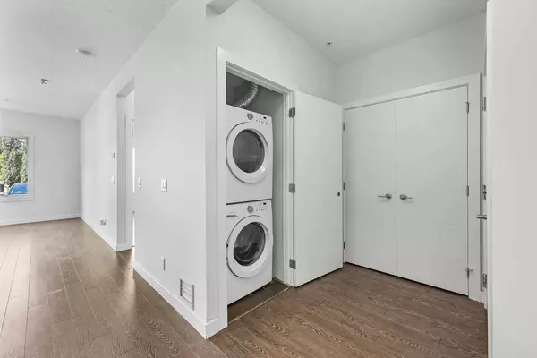 4 Sage Hill TER NW #125, Calgary, AB T3R 0W4