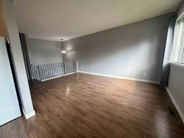 6323 59 AVE, Red Deer, AB T4N 5P9