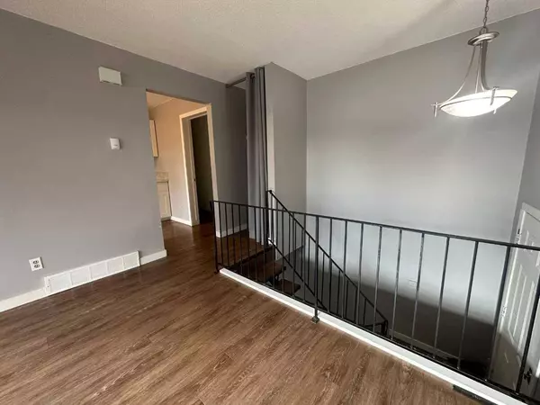 6323 59 AVE, Red Deer, AB T4N 5P9