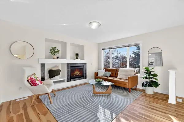 109 Copperstone GRV SE, Calgary, AB T2Z 4X7