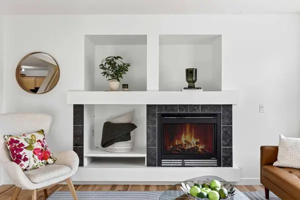 109 Copperstone GRV SE, Calgary, AB T2Z 4X7