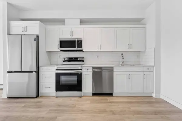 40 Sage Hill WALK NW #411, Calgary, AB T3R 2C5