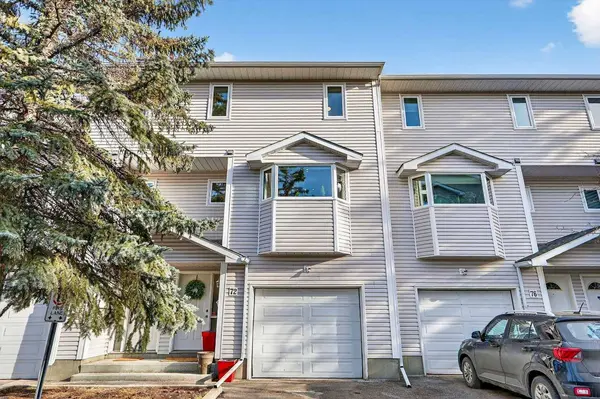 72 Glenbrook Villas SW, Calgary, AB T3E 7E8