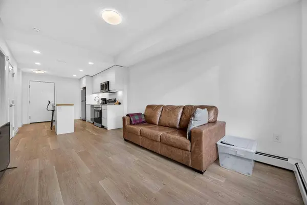 8500 19 AVE SE #2310, Calgary, AB T2A 0M8