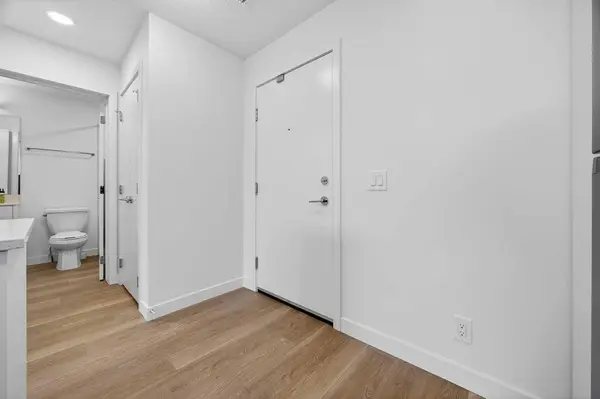 8500 19 AVE SE #2310, Calgary, AB T2A 0M8