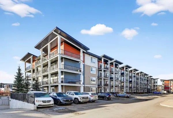 30 Walgrove WALK SE #218, Calgary, AB T2X 4M9