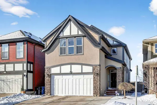401 Mahogany CT SE, Calgary, AB T3M 0T6