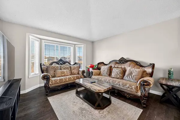 312 Martin Crossing WAY NE, Calgary, AB T3J 3T2